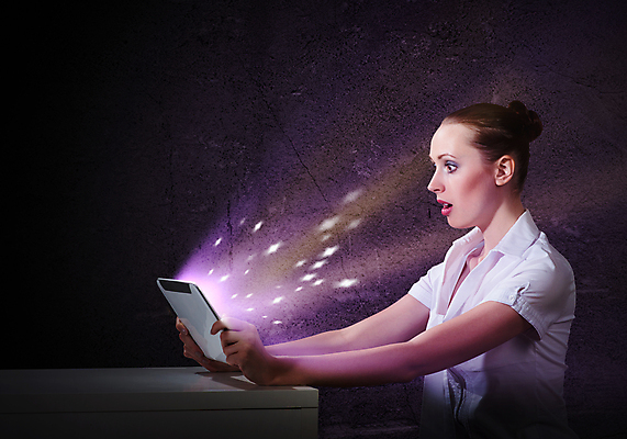 포토 JPG 해외이미지 백인 손 여자 남자 행복 감정 얼굴 벽 인터넷 비즈니스 통신 상상 성공 스트레스 한명 성인 빛 컴퓨터 알약 디지털 스크린 모니터 놀람 시험 터치 표현 잡기 그물 발표 휴대용 흥분 패드 연극 소셜 혼란 가상 해외202004 해외202105 해외포토 서양인 1 교육 컨셉 모션 문화예술 표정 사람 신체부위 전자제품 약 오브젝트 파일형식