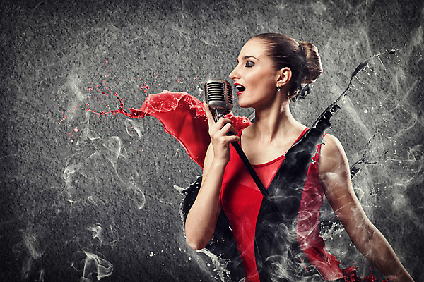 포토 JPG 해외이미지 모델 여자 별 음악 노래 갈색머리 한명 사람 이벤트 파티 유행 어둠 소리 콘서트 공연 연주자 음악가 가수 무대 표현 악단 우아함 시원함 마이크 클럽 디스코 오디오 팝 생존 효과 해외202004 해외202105 해외포토 자연요소 직업 1 헤어스타일 음향기기 컨셉 문화예술 전자제품 춤 파일형식