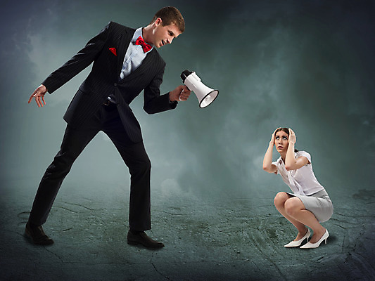 포토 JPG 해외이미지 백인 손 여자 감정 백그라운드 컨셉 비즈니스 사업가 통신 노동자 사람 성인 두명 머리 확성기 어둠 외침 정보 분노 표현 잡기 비즈니스맨 비즈니스우먼 발표 종업원 동료 리더 각도 시끄러움 책임자 소통 공격적 비명 치프 해외202004 해외202105 해외포토 서양인 직업 남자 관계 모션 신체부위 소리 직장인 파일형식