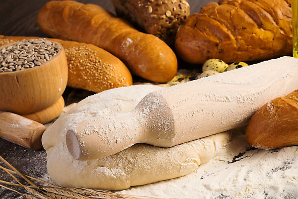 포토 JPG 해외이미지 빵 곡류 실내 사람없음 반죽 밀가루 제빵 반죽밀대 해외202004 해외202105 해외포토 음식 내부 제과제빵 가루 밀대 파일형식