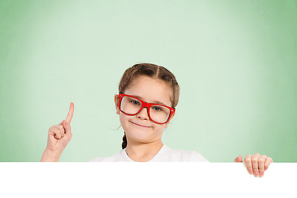 포토 JPG 해외이미지 백인 손 배너 여학생 여자 행복 포스터 종이 얼굴 어린이 백그라운드 비즈니스 텍스트 간판 광고판 한명 미소 사람 우주 공백 기쁨 방 정보 흰색 신용카드 메시지 엿보기 사인 보여주기 해외202004 해외202105 해외포토 서양인 1 학생 감정 컬러 모션 알림판 표정 신체부위 금융 판 파일형식