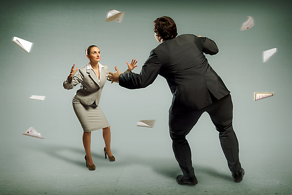 포토 JPG 해외이미지 백인 직업 남자 컨셉 2 비즈니스 사업가 사람 두명 힘 경쟁 분노 도시 비즈니스맨 비즈니스우먼 토론 충돌 싸움 팔 반대 말다툼 규율 치프 해외202004 해외202105 해외포토 서양인 여자 감정 모션 신체부위 직장인 파일형식