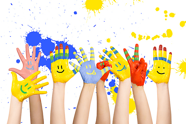 포토 JPG 해외이미지 백인 교육 얼굴 어린이 컨셉 신체 장난 손가락 학교 상상 놀이 수채화 잉크 관리 창조 미술 미소 사람 사람없음 빨간색 초록색 컬러풀 노란색 페인트 유치원 기쁨 붓 그리기 인쇄 자르기 그림 긍정 예술가 화가 팔 천진난만 초보 해외202004 해외202105 해외포토 서양인 직업 손 감정 컬러 모션 문화예술 표정 신체부위 파일형식