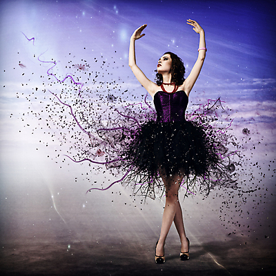 포토 JPG 해외이미지 백인 드레스 옷 여자 포즈 나비 백그라운드 컨셉 신체 모션 추상 갈색머리 건강 미술 한명 성인 유행 점프 댄서 에너지 자유 표현 춤 화려 우아함 불기 가득함 깃털 역동적 공상 에어로빅 모음 마법 길이 화상 해외202004 해외202105 해외포토 서양인 직업 1 헤어스타일 곤충 무늬 문화예술 사람 한글 운동 상처 파일형식