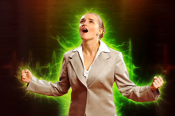 포토 JPG 해외이미지 백인 직업 손 여자 얼굴 백그라운드 비즈니스 스트레스 한명 사람 정장 성인 머리 검은색 외침 고통 분노 흰색 표현 비즈니스맨 폭력 좌절 위험 번개 무서움 나쁜 경영 공격적 부정적 비명 압력 혼자 해외202004 해외202105 해외포토 서양인 1 옷 남자 감정 컬러 컨셉 날씨 신체부위 소리 직장인 사회이슈 파일형식