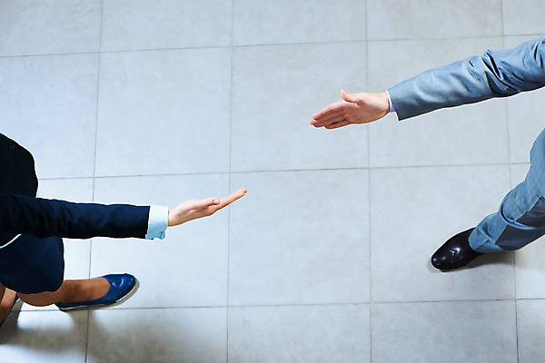 포토 JPG 해외이미지 직업 손 여자 남자 백그라운드 컨셉 회사 비즈니스 사업가 통신 성공 협력 악수 사람 성인 사람없음 친구 글로벌 힘 우정 거래 축하 표현 인사 비즈니스맨 비즈니스우먼 그룹 동료 계약 사인 상업 동맹 떨림 경영 고용 동의 정중 콜라보레이션 해외202004 해외202105 해외포토 관계 모션 손짓 신체부위 구직 예절 직장인 채용 파일형식