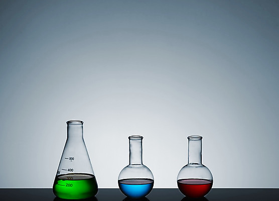 포토 JPG 해외이미지 산업 안경 과학 백그라운드 건강 실험 사람없음 가로 초록색 컬러풀 약 반사 노란색 보라색 침묵 흰색 기구 공구 투명 액체 그룹 실험실 닫기 생명공학 컨테이너 약국 제비꽃 묘사 생물학 비커 유리그릇 원뿔 개발 화학물질 카피스페이스 해외202004 해외202105 해외포토 도형 그릇 잡화 교육 꽃 컬러 의학 모션 유리 실험기구 소리 공백 도구 화학 파일형식