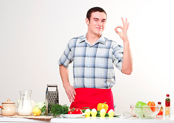 포토 JPG 해외이미지 백인 직업 라이프스타일 남자 행복 음식 백그라운드 유니폼 비즈니스 노동자 요리 한명 사람 정장 성인 주방 식당 요리사 식사 저녁식사 흰색 잡기 업무 먹기 서비스 사인 상업 표현성 해외202004 해외202105 해외포토 서양인 1 옷 감정 컬러 모션 생활 상점 작업 파일형식