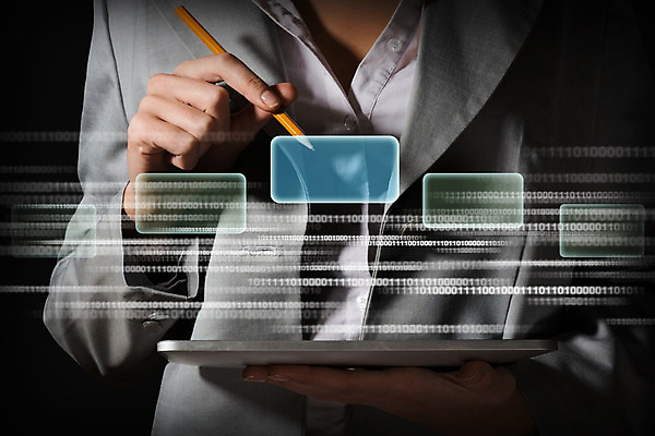 포토 JPG 해외이미지 응시 컨셉 인터넷 비즈니스 통신 유리 돋보기 집게 한명 안전 컴퓨터 디지털 자료 장비 정보 공구 비즈니스우먼 네트워크 바이러스 암호 확대 보호 검색 보안 신분 해결 점검 발견 패드 해커 경보 방화벽 소프트웨어 이진법 프로그램 헬프 광학 해외202004 해외202105 해외포토 1 시선 여자 재질 사람 전자제품 도구 도움 직장인 수학 범죄 파일형식