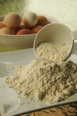 포토 JPG 해외이미지 식물 접시 음식 빵 백그라운드 재료 자연 요리 씨앗 사람없음 가로 갈색 노란색 쌓기 주방 식사 빵집 수확 흰색 사발 낟알 밀 다발 굽기 먹기 싱글 유기농 날것 귀 밀가루 흙더미 내추럴 고립 녹말 호밀 통밀 귀리 해외202004 해외202105 해외포토 식기 웰빙 컬러 농업 모션 곡류 신체부위 상점 흙 사기그릇 가루 구이 생태계 파일형식 더미