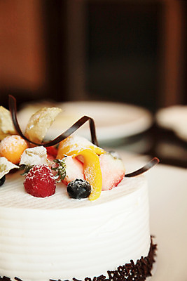 포토 JPG 해외이미지 1 접시 열매 산업 음식 백그라운드 다이어트 과일 교실 딸기 호텔 디저트 요리 사람없음 장식 빨간색 파티 케이크 식당 초콜릿 얼음 축제 희망 빵집 흰색 축하 대접 원형 생일 우아함 달콤 맛 큼 유혹 강의 설탕 굽기 먹기 크림 싱글 충동구매 페스츄리 프로스팅 맛있는 해외202004 해외202105 해외포토 자연요소 도형 식물 식기 교육 기념일 감정 빵 컬러 컨셉 학교 모션 숙소 건강 이벤트 쇼핑 상점 크기 구이 제빵 과소비 파일형식