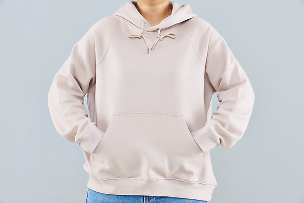 포토 JPG 스튜디오촬영 옷 여자 패션 40대 중년 회색배경 실내 한명 상반신 앞모습 한국인 주머니손 후드티셔츠 후드티 목업 중년여자한명만 국내포토 1 뷰포인트 백그라운드 티셔츠 모션 사람 동양인 성인 내부 회색 여자한명만 중년여자만 파일형식