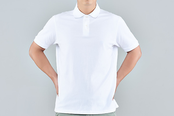 포토 JPG 스튜디오촬영 패션 남자 허리손 회색배경 실내 한명 상반신 성인 앞모습 30대 한국인 반팔티셔츠 흰옷 목업 성인남자한명만 국내포토 1 옷 뷰포인트 포즈 백그라운드 티셔츠 사람 동양인 내부 장년 회색 남자한명만 성인남자만 파일형식