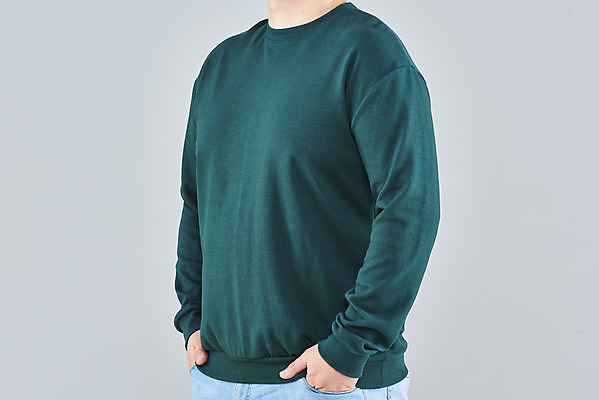 포토 JPG 스튜디오촬영 옷 패션 남자 40대 중년 회색배경 실내 한명 상반신 옆모습 회색 한국인 주머니손 긴팔티셔츠 목업 중년남자한명만 국내포토 1 뷰포인트 컬러 백그라운드 티셔츠 모션 사람 동양인 성인 내부 남자한명만 중년남자만 파일형식