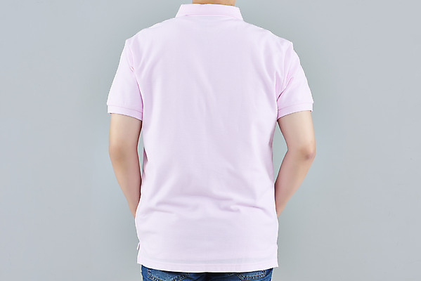 포토 JPG 스튜디오촬영 옷 패션 남자 회색배경 실내 한명 상반신 20대 성인 뒷모습 한국인 반팔티셔츠 정자세 목업 성인남자한명만 국내포토 1 뷰포인트 포즈 백그라운드 티셔츠 사람 동양인 청년 내부 회색 남자한명만 성인남자만 파일형식