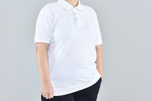 포토 JPG 스튜디오촬영 여자 패션 회색배경 실내 한명 상반신 20대 성인 옆모습 한국인 반팔티셔츠 주머니손 흰옷 목업 성인여자한명만 국내포토 1 옷 뷰포인트 백그라운드 티셔츠 모션 사람 동양인 청년 내부 회색 여자한명만 성인여자만 파일형식