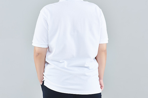 포토 JPG 스튜디오촬영 여자 패션 회색배경 실내 한명 상반신 20대 성인 뒷모습 한국인 반팔티셔츠 주머니손 흰옷 목업 성인여자한명만 국내포토 1 옷 뷰포인트 백그라운드 티셔츠 모션 사람 동양인 청년 내부 회색 여자한명만 성인여자만 파일형식