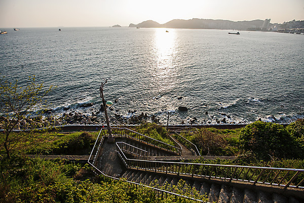 포토 JPG 주간 바다 풍경 사람없음 야외 계단 부산 영도 국내포토 자연요소 한국 파일형식