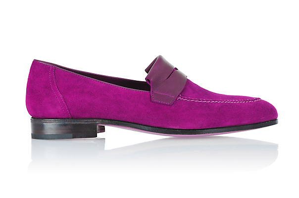 포토 JPG 해외이미지 남자 백그라운드 신발 부츠 종류 사람없음 빛 반사 갈색 유행 보라색 어둠 흰색 쌍 클래식 선택 자주색 가죽 자르기 제비꽃 예복 고무 고립 양발 정중 차단 해외202004 해외202105 해외포토 옷 꽃 컬러 컨셉 모션 사람 파일형식