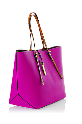 포토 JPG 해외이미지 여자 백그라운드 가방 손잡이 사람없음 빛 쇼핑 유행 세일 보라색 흰색 화려 지갑 고급 우아함 시원함 자주색 가죽 자르기 제비꽃 지퍼 소매 고립 소가죽 스트랩 스타일 차단 해외202004 해외202105 해외포토 잡화 꽃 컬러 컨셉 모션 사람 파일형식