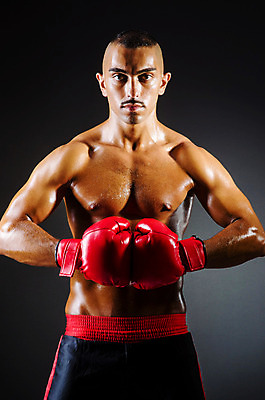 포토 JPG 해외이미지 백인 직업 손 남자 스포츠 포즈 장갑 백그라운드 비즈니스 성공 근육 노동자 한명 사람 정장 성인 빨간색 상자 사무실 힘 경쟁 주먹 권투 분노 흰색 업무 비즈니스맨 보디빌더 충돌 경영자 근육질 경영 고립 정중 킥복싱 필승 해외202004 해외202105 해외포토 서양인 1 잡화 옷 감정 컬러 컨셉 모션 신체부위 격투기 우승 작업 직장인 보디빌딩 몸매 리더 파일형식