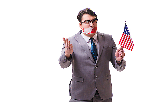 포토 JPG 해외이미지 직업 남자 백그라운드 비즈니스 노동자 말하기 경고 서기 사람 사람없음 미국 침묵 자유 흰색 깃발 표현 잡기 업무 비즈니스맨 입 네트워크 비밀 경영자 테이프 보여주기 경영 고립 봉인 소셜 스파이 신청 해외202105 해외포토 컬러 컨셉 북아메리카 모션 문구용품 신체부위 소리 작업 직장인 리더 파일형식