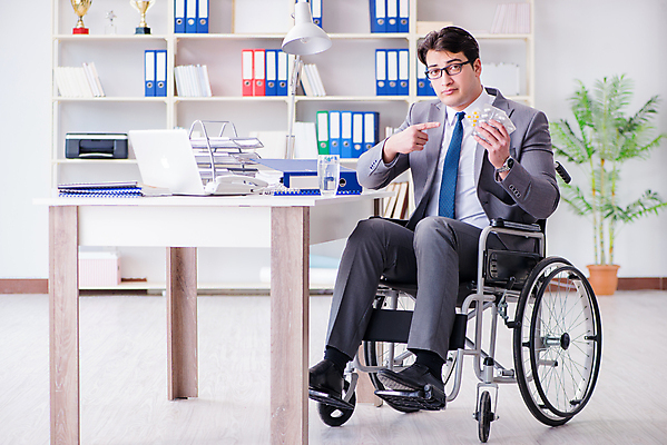 포토 JPG 해외이미지 직업 의자 비즈니스 유리 노동자 직장 건강 앉기 사람없음 물 사무실 알약 고통 환자 마시기 가리킴 업무 비즈니스맨 바퀴 좌절 질병 장애인 사건 종업원 휠체어 경영자 기회 장애 돌봄 치유 접근 해외202105 해외포토 자연요소 남자 감정 가구 컨셉 회사 의학 모션 재질 손짓 약 작업 직장인 리더 파일형식