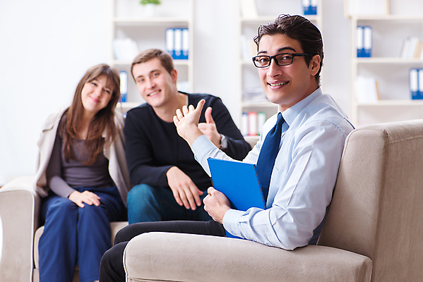 포토 JPG 해외이미지 커플 여자 남자 행복 결혼 가족 관계 결혼식 남편 함께함 사람없음 사무실 모임 환자 의사 엄지손가락 아내 도움 충돌 컨설턴트 상담 흥분 방문 문제 테라피 이슈 정신과 정신과의사 조언 지원 치료사 헬프 해외202105 카운슬러 해외포토 직업 감정 컨셉 비즈니스 손가락 의학 병원 사람 이벤트 뷰티 의료진 전문직 상담원 파일형식