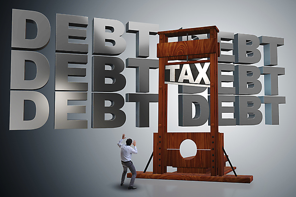 포토 JPG 해외이미지 돈 비즈니스 사람없음 금융 경제 죽음 비즈니스맨 칼날 투자 수익 무거움 공정 파산 대출 빚 관심 세금 수입 예산 처형 커터 과세 해외202105 해외포토 남자 직장인 재산 무게 파일형식