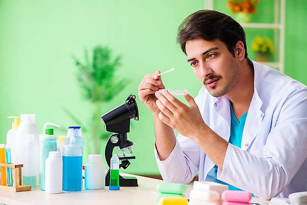 포토 JPG 해외이미지 생각 현미경 실험 사람없음 거품 시험 욕실 의사 액체 실험실 씻기 빨래 생명공학 컨테이너 연구원 청소 중개인 세제 과학자 분석 확인 만들기 비누 유리그릇 튜브 해결 청소부 배려 변기통 섞기 위생관리 화학물질 화학자 해외202105 해외포토 직업 그릇 교육 산업 과학 컨셉 가사 의학 모션 유리 실험기구 관리 위생용품 청결 의료진 화학 학자 파일형식