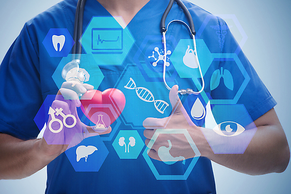 포토 JPG 해외이미지 남자 의학 청진기 한명 들기 상반신 성인 앞모습 의사 하트 따봉 홀로그램 성인남자한명만 해외202105 해외포토 모양 1 뷰포인트 의료기기 모션 사람 의료진 최고 남자한명만 성인남자만 파일형식