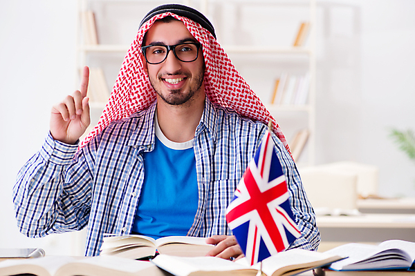 포토 JPG 해외이미지 학생 영어 교육 행복 교실 학교 영국 아이디어 말하기 사람없음 책 학습 스터디 독서 미국 시험 작업 도서관 이슬람교 교과서 준비 대학교 사우디아라비아 아랍에미리트 감탄 아랍어 해외202105 해외포토 문자 감정 유럽 종교 컨셉 북아메리카 중동 모션 교재 파일형식