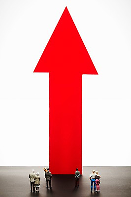 포토 JPG 기호 여자 남자 화살표 인형 가족 바닥 실내 사람없음 피규어 표지판 상승 국내포토 문자 컨셉 관계 알림판 사람 내부 미니어처 파일형식