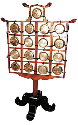 포토 JPG 스튜디오촬영 한국문화 한국전통 전통 전통문화 악기 타악기 전통소품 실내 국악기 누끼 사람없음 금속 종 오브젝트 징 고전악기 운라 국내포토 동양문화 문화 음악 재질 한국 국악 내부 파일형식