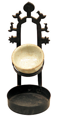 포토 JPG 스튜디오촬영 한국문화 한국전통 전통 전통문화 생활용품 전통소품 실내 누끼 사람없음 한개 골동품 오브젝트 등잔 등잔대 국내포토 1 동양문화 문화 한국 내부 파일형식