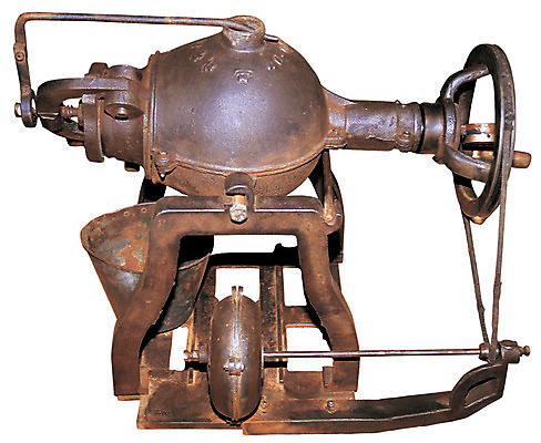 포토 JPG 스튜디오촬영 생활용품 전통소품 실내 누끼 사람없음 기계 골동품 빈티지 철 오브젝트 부식 뻥튀기 뻥튀기기계 튀밥기계 국내포토 전통 컨셉 내부 과자 파일형식