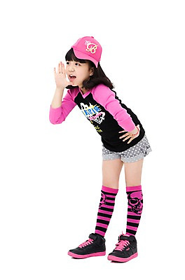 포토 JPG 전신 직업 모자 학생 라이프스타일 잡화 여자 어린이라이프 별 초등학생 어린이 허리손 포즈 모션 실내 한명 서기 사람 동양인 손짓 소녀 10대 희망 외침 꿈 한국인 가수 체험 스타 장래희망 연예인 여자만 여자한명만 소녀만 국내포토 자연요소 1 감정 컨셉 청소년 인종 내부 생활 소리 음악가 어린이만 파일형식