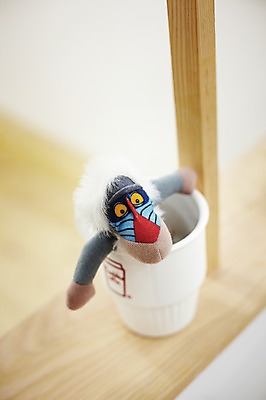 포토 JPG 인형 실내 사람없음 장식 컵 인테리어 장난감 오브젝트 국내포토 식기 디자인 내부 파일형식