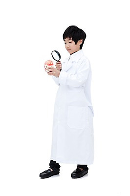 포토 JPG 전신 직업 학생 라이프스타일 남자 어린이라이프 초등학생 어린이 포즈 인체모형 돋보기 실내 한명 서기 들기 사람 동양인 소년 치료 10대 모형 희망 꿈 한국인 의사 관찰 가운 의사가운 체험 장래희망 남자만 남자한명만 십대만 십대남자만 십대남자한명만 국내포토 1 옷 감정 컨셉 의학 모션 청소년 인종 내부 생활 의료진 파일형식