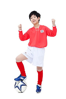 포토 JPG 전신 직업 학생 라이프스타일 남자 어린이라이프 초등학생 어린이 스포츠 포즈 유니폼 축구공 공 축구용품 축구선수 운동선수 실내 한명 서기 사람 동양인 손짓 소년 10대 운동 구기 파이팅 축구 희망 꿈 한국인 체험 장래희망 축구화 남자만 남자한명만 십대만 십대남자만 십대남자한명만 국내포토 1 옷 감정 스포츠용품 운동화 컨셉 모션 청소년 건강 인종 내부 생활 파일형식