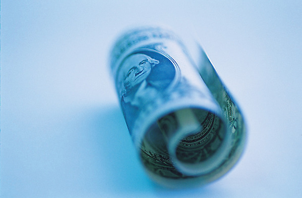 포토 JPG 스튜디오촬영 백그라운드 지폐 돈 비즈니스 실내 근접촬영 사람없음 아웃포커스 금융 경제 달러 오브젝트 외화 한장 1달러 감싸기 대통령 조지워싱턴 말린_둥글게 국내포토 1 뷰포인트 컨셉 모션 촬영기법 내부 재산 정치가 파일형식