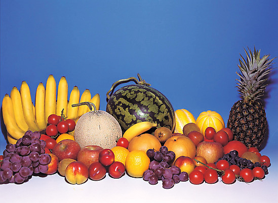 포토 JPG 스튜디오촬영 열매 음식 컬러 다수 오렌지 과일 방울토마토 포도 수박 바나나 실내 키위 근접촬영 사람없음 아웃포커스 농작물 다양 배 사과 멜론 파인애플 자두 국내포토 식물 뷰포인트 농업 토마토 촬영기법 내부 열대과일 파일형식