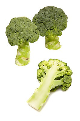 포토 JPG 스튜디오촬영 음식 채소 식재료 단면 실내 사람없음 초록색 농작물 세개 브로콜리 슬라이스 국내포토 컬러 농업 3 내부 파일형식