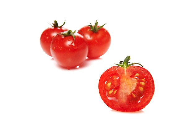 포토 JPG 스튜디오촬영 음식 다수 토마토 채소 과일 식재료 방울토마토 단면 실내 사람없음 빨간색 농작물 여러개 물방울 슬라이스 국내포토 컬러 농업 내부 파일형식