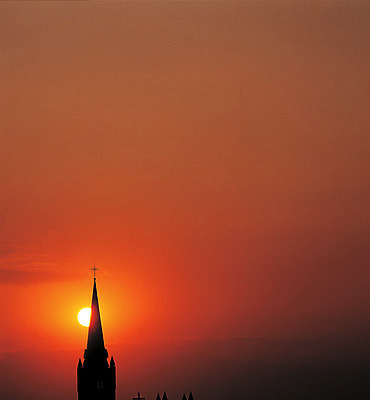 포토 JPG 주간 건축물 컬러 십자가 종교시설 하늘 풍경 사람없음 야외 건물 교회 일출 노을 주황색 일몰 국내포토 자연요소 건축 종교 종교건축 시설 파일형식