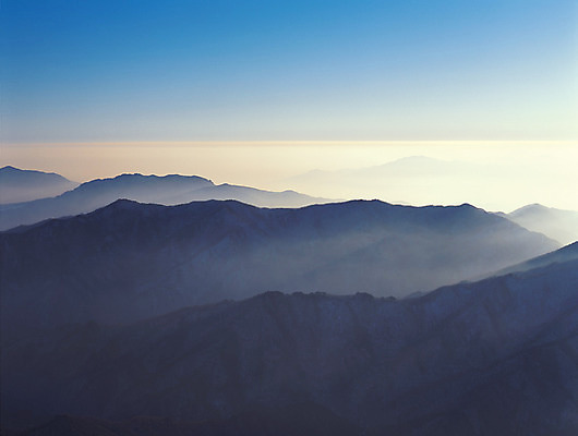 포토 JPG 주간 계절 컬러 겨울 자연 하늘 산 풍경 사람없음 야외 눈 정상 국내포토 자연요소 날씨 생태계 파일형식