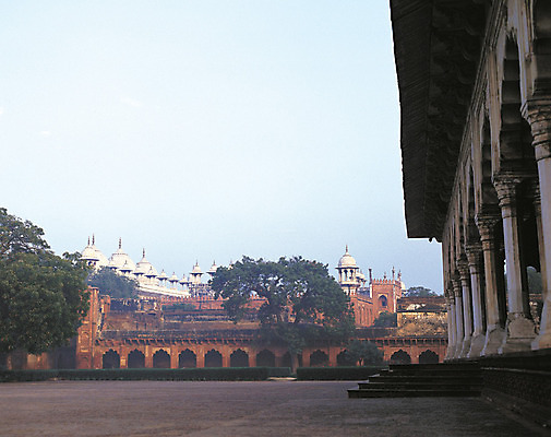 포토 JPG 주간 해외풍경 해외 건축물 건축 아시아 종교 건축양식 종교건축 종교시설 풍경 사람없음 야외 건물 관광지 도시풍경 동양건축 도시 사찰 사원 성 인도 이슬람교 이슬람건축 타지마할 아그라 아그라성 국내포토 자연요소 나라 여행 비즈니스 해외건축 세계문화유산 시설 파일형식 동양