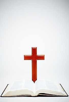 포토 JPG 스튜디오촬영 기독교 종교 십자가 종교용품 기독교용품 실내 사람없음 성경 오브젝트 나무십자가 국내포토 내부 파일형식