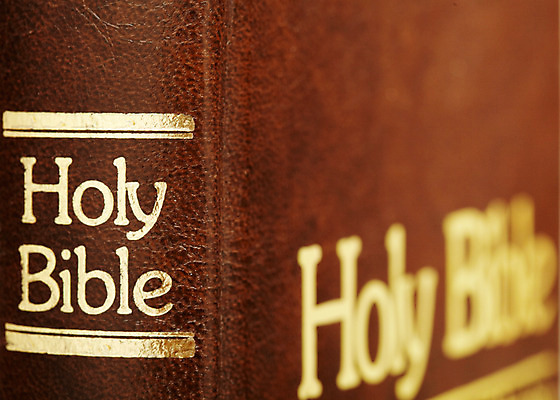 포토 JPG 스튜디오촬영 문자 알파벳 영어 기독교 종교 종교용품 기독교용품 실내 근접촬영 사람없음 성경 오브젝트 국내포토 뷰포인트 내부 파일형식