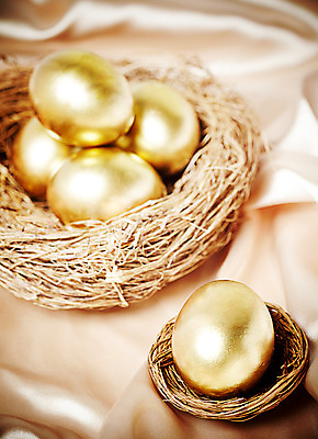 포토 JPG 기독교 종교 종교용품 부활절 기독교용품 실내 사람없음 계란 알 둥지 볏짚 천 헝겊 국내포토 기념일 내부 직물 짚 파일형식 천_직물